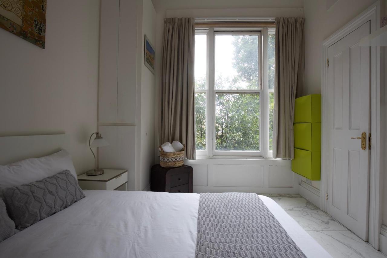 Large 2 Beds Flat Overlooking Clapham Common Park Londres Extérieur photo