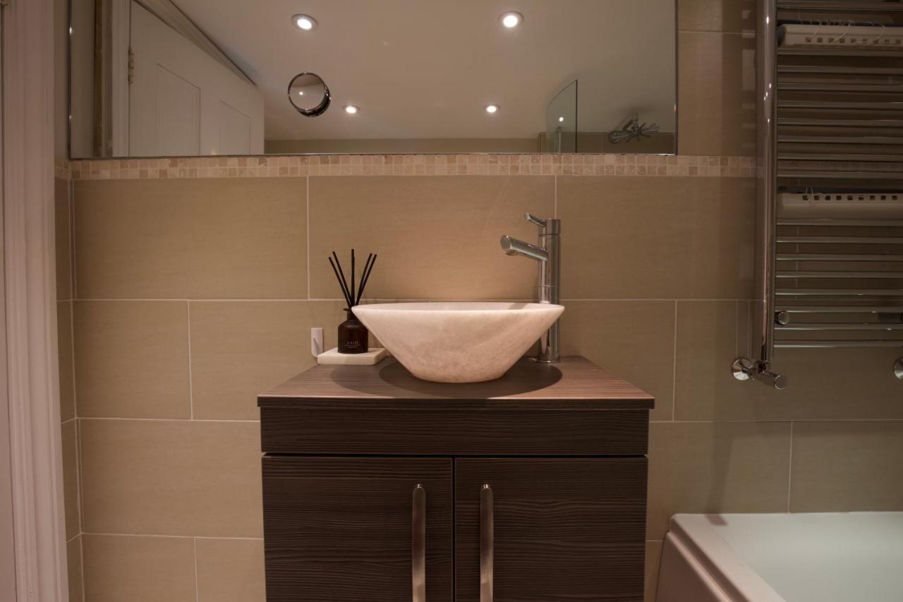 Large 2 Beds Flat Overlooking Clapham Common Park Londres Extérieur photo