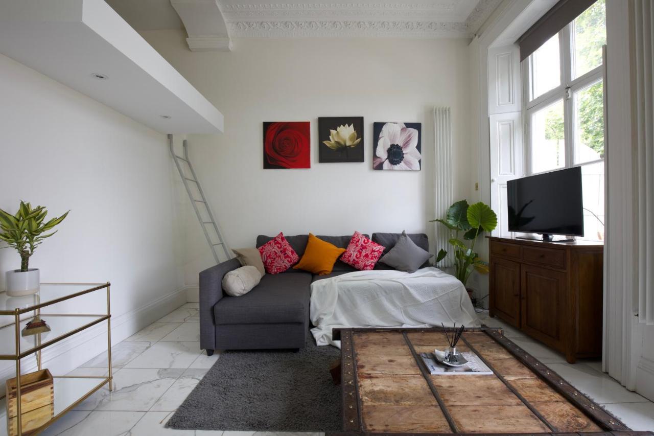 Large 2 Beds Flat Overlooking Clapham Common Park Londres Extérieur photo