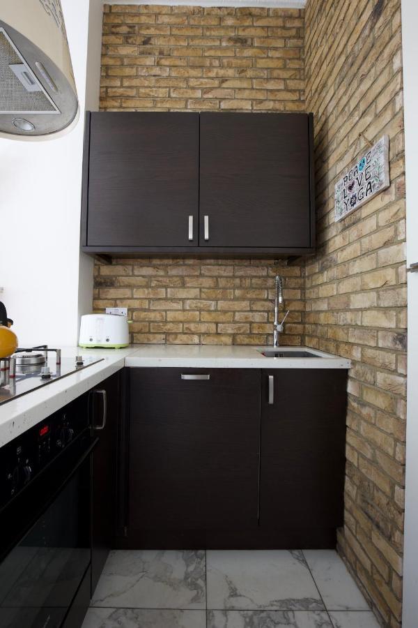 Large 2 Beds Flat Overlooking Clapham Common Park Londres Extérieur photo