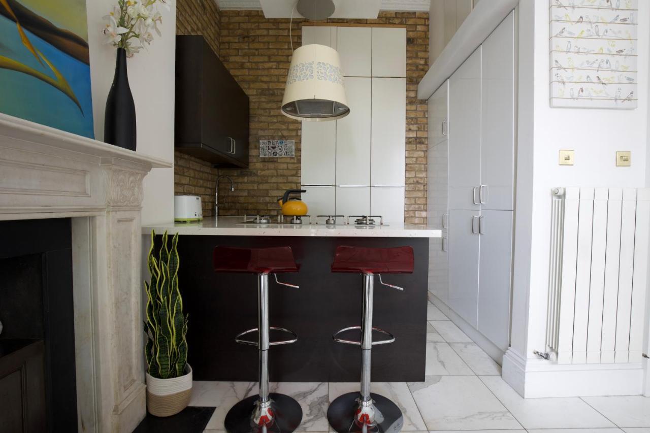 Large 2 Beds Flat Overlooking Clapham Common Park Londres Extérieur photo